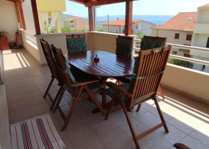 Split Hills Sea View Appartement *